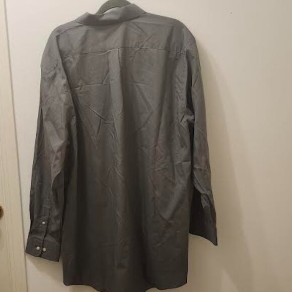 Stafford Shirt Men's 17 - 17 1/2 Long Grey Sleeve Button-Up Travel Easy Care - Picture 3 of 3